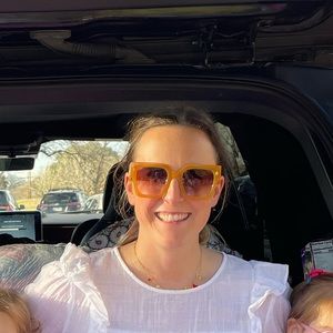 Meet your Posher, Marmie